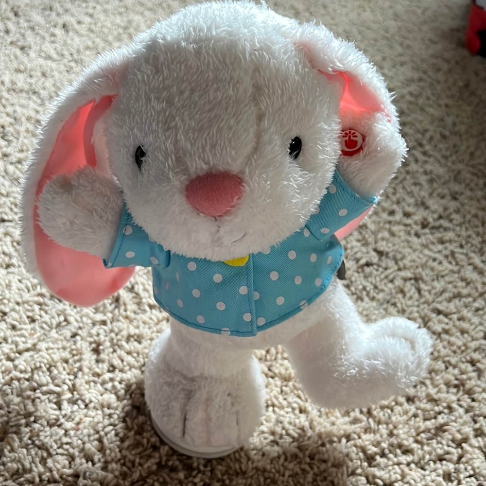 Brand new condition “I’m Hoppy” exclusive Hallmark Easter Bunny singing plush!